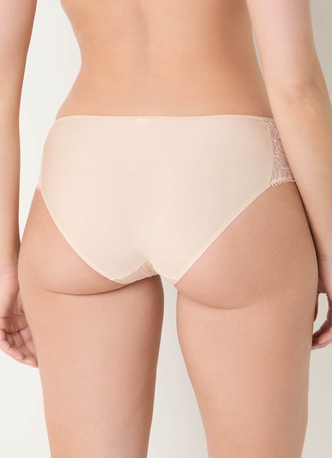 Chantelle Slip met kant - achterkant 6 beige