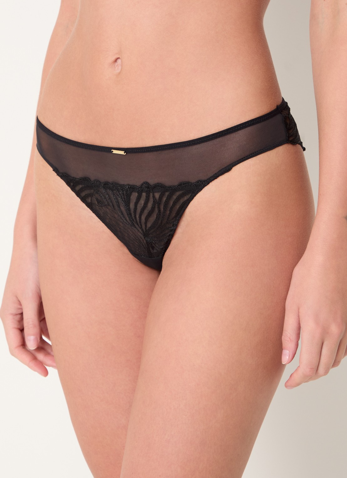 Chantelle Tanga van mesh - detail 2 zwart