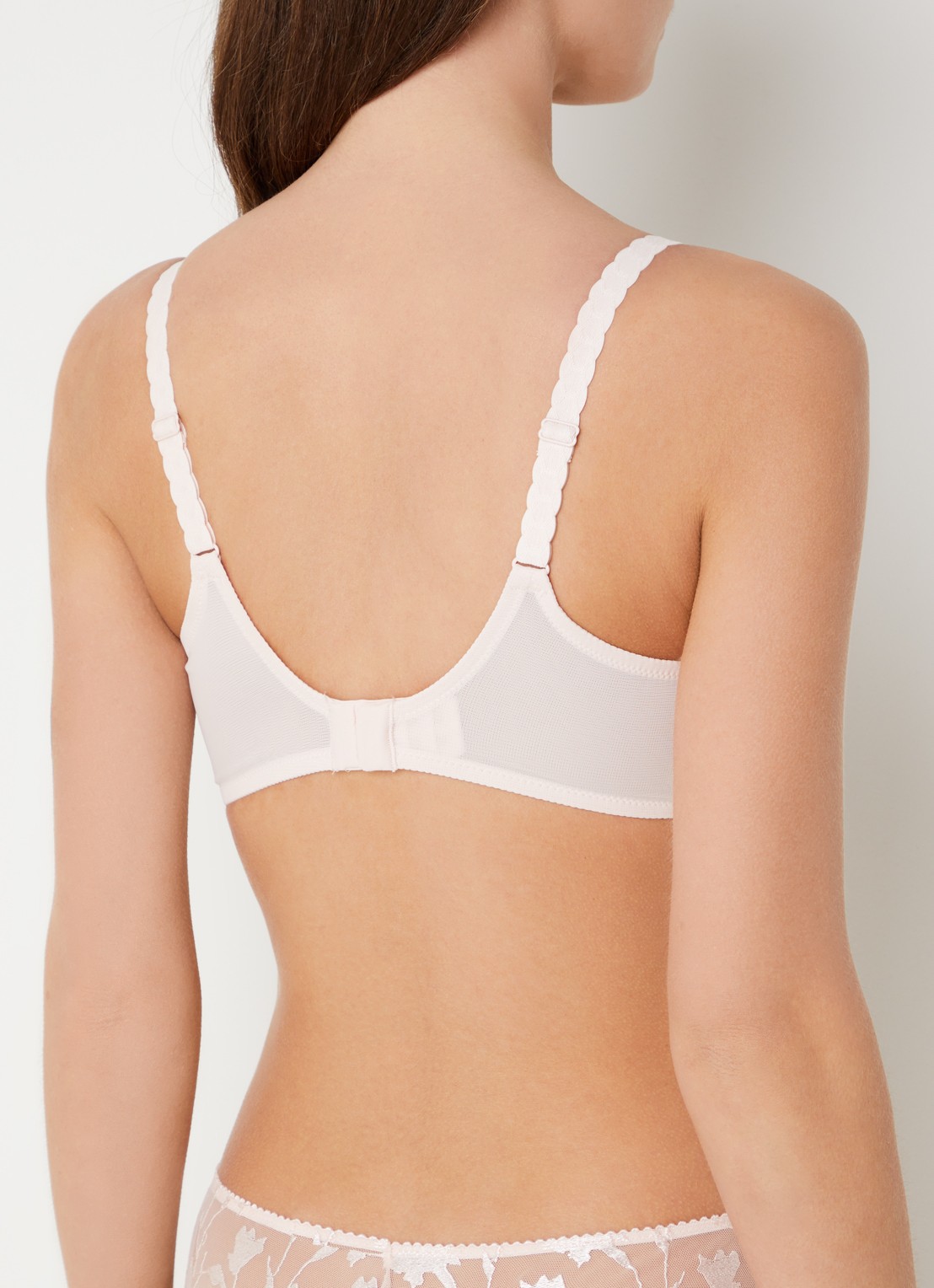 Chantelle Voorgevormde beugel bh met overlay van kant - achterkant 5 creme