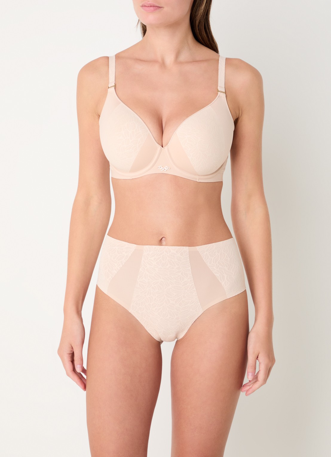 Chantelle Voorgevormde T-shirt bh met mesh - voorkant 3 beige