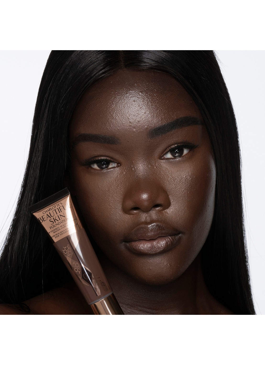 Charlotte Tilbury Beautiful Skin Foundation - vloeibare foundation - achterkant 6 neutral_19