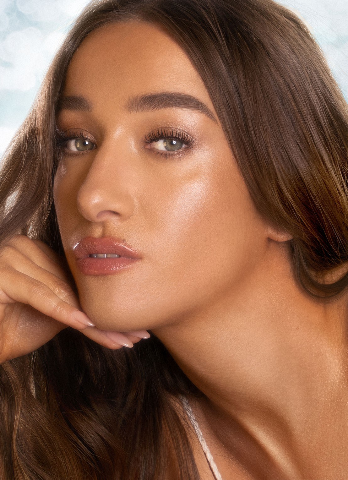 Charlotte Tilbury Beautiful Skin Island Glow Drop - zelfbruiner voor het gezicht - detail 6 tan/deep