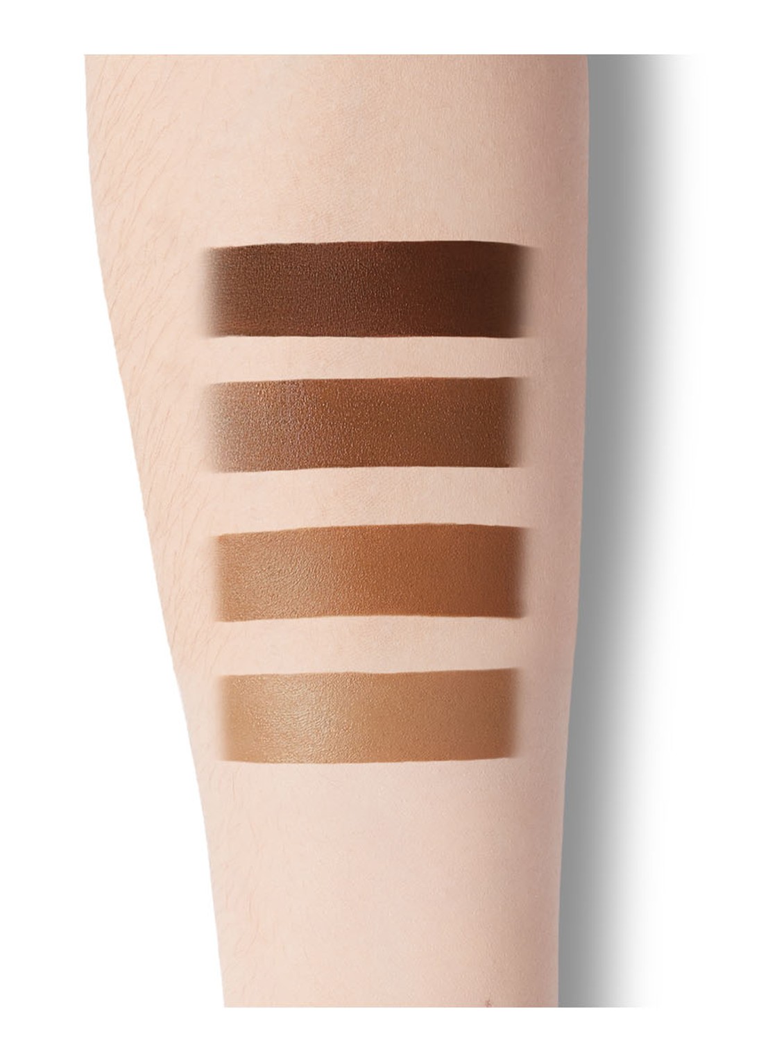 Charlotte Tilbury Beautiful Skin Sun-Kissed Glow Bronzer - detail 4 fair