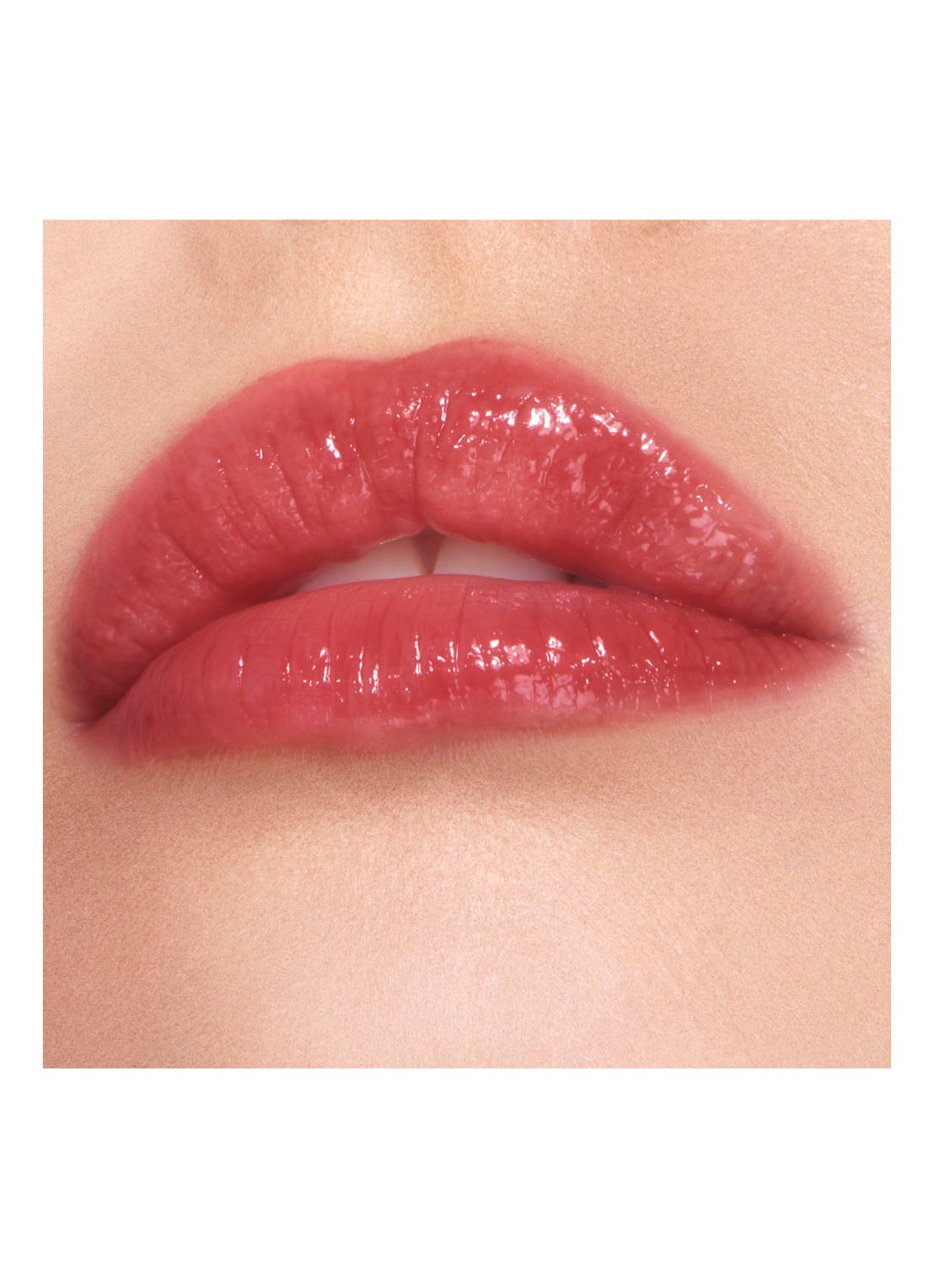 Charlotte Tilbury Collagen Lip Bath Lip Plumping Treatment For Fuller Looking Lips - volume lipgloss - detail 3 walk of no shame