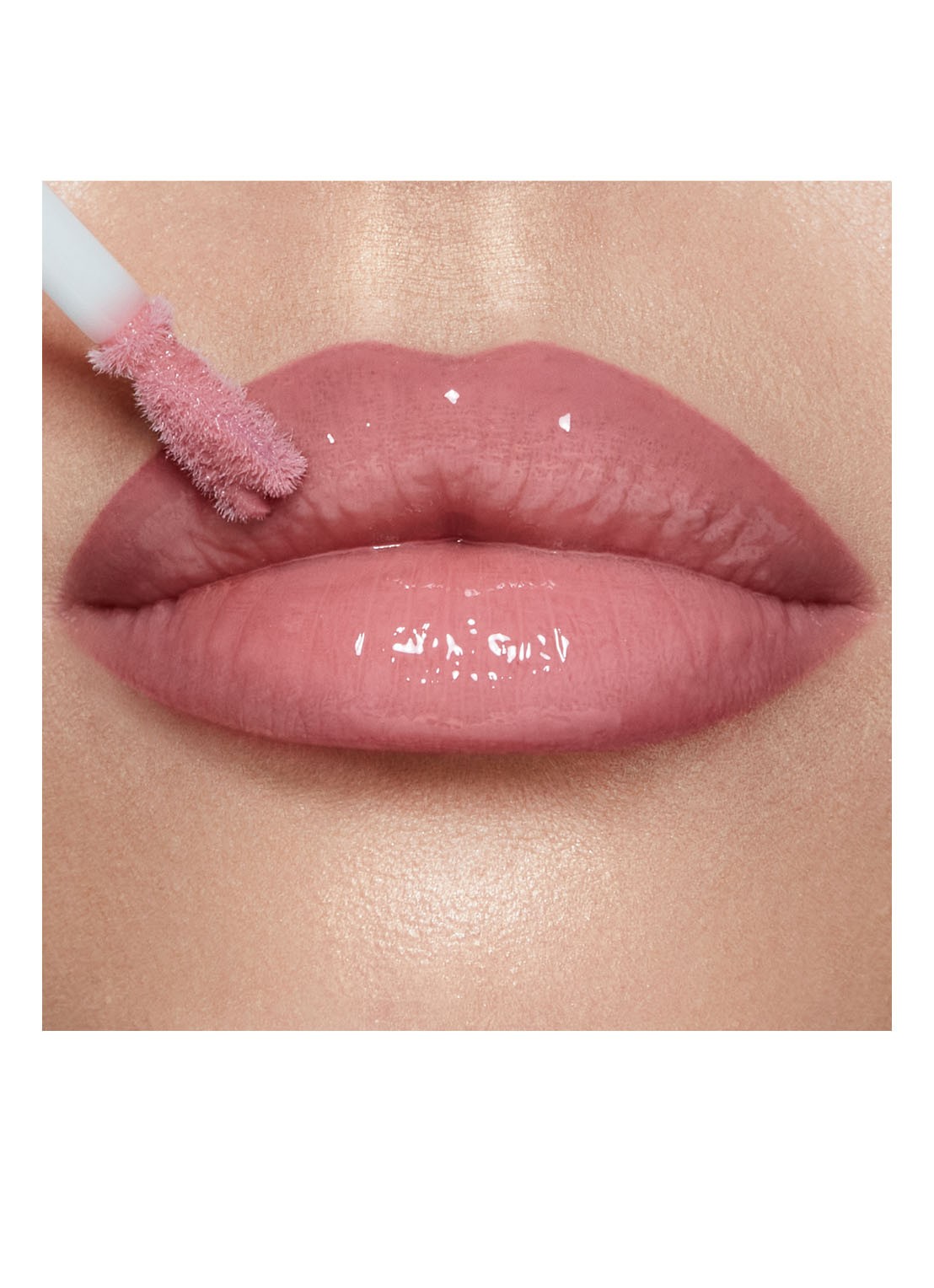 Charlotte Tilbury Collagen Lip Bath - lipgloss - detail 4 pillow talk fair