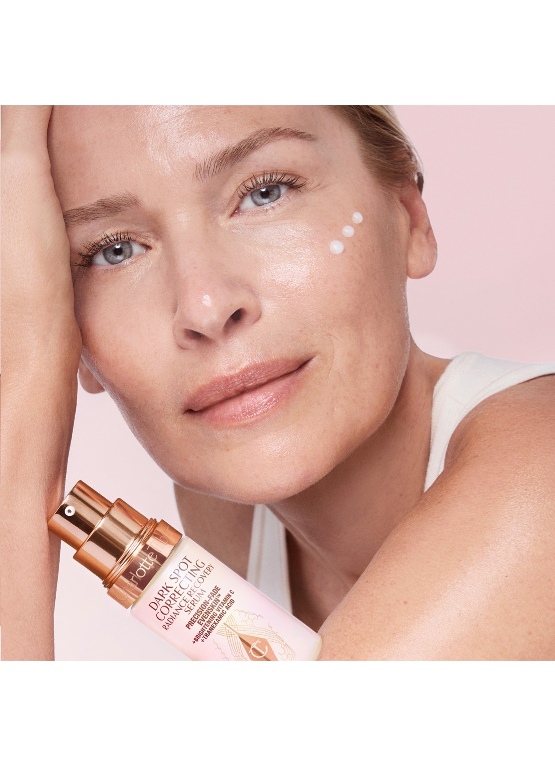 Charlotte Tilbury  Dark Spot Correcting + Hydration Revival Duo - verzorgingsset - detail 4 transparant
