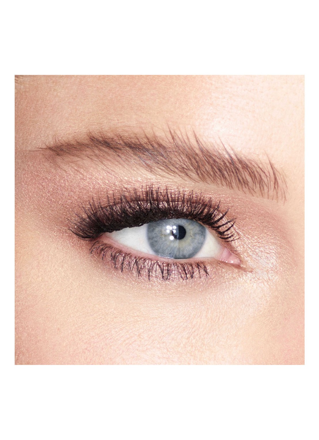 Charlotte Tilbury Eyes to Mesmerise - crème oogschaduw - detail 5 champagne