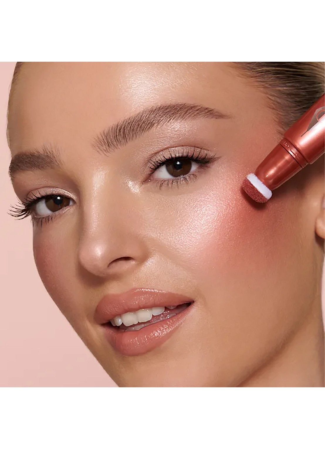 Charlotte Tilbury Hollywood Beauty Light Wand - vloeibare blush - achterkant 6 pinkgasm