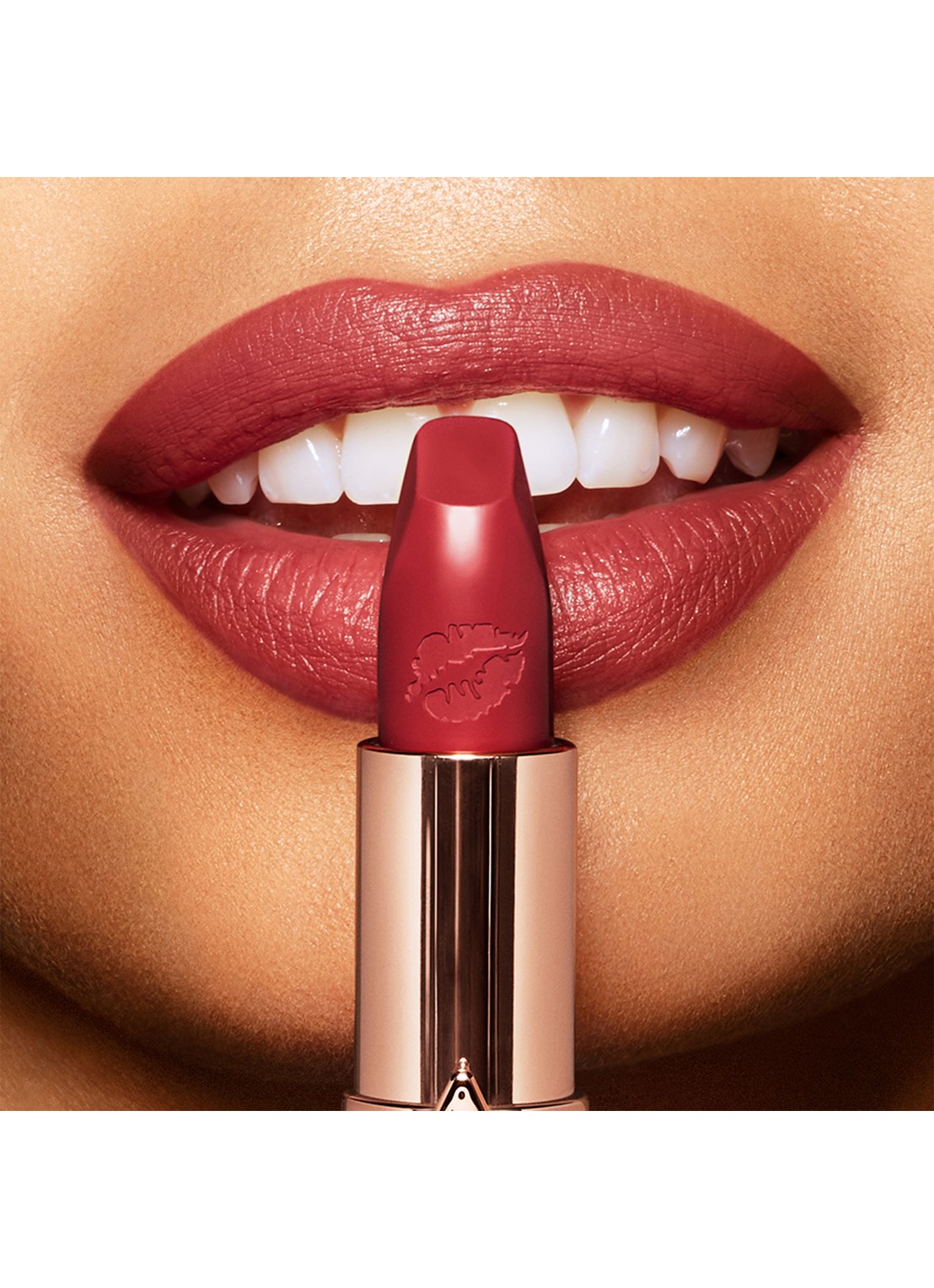 Charlotte Tilbury Hot Lips 2 - lipstick - voorkant 5 transparant