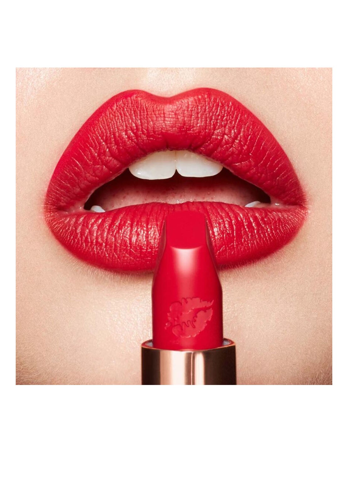 Charlotte Tilbury Hot Lips 2 - lipstick - detail 5 patsy red