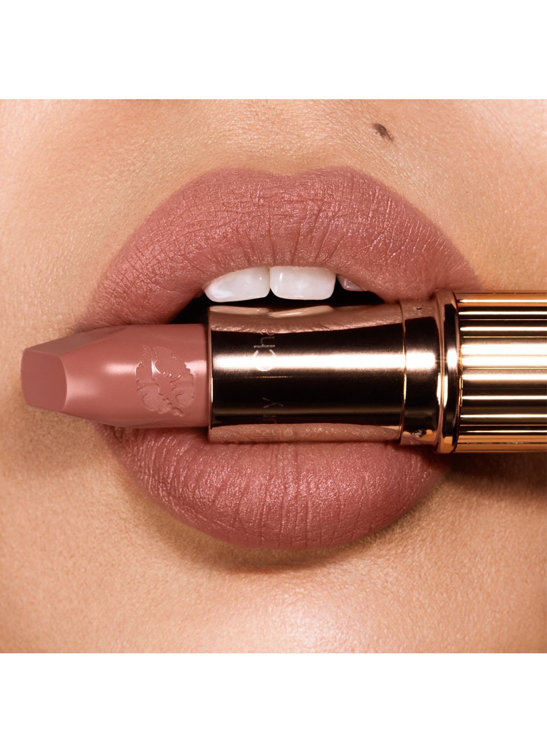Charlotte Tilbury Hot Lips lipstick - detail 3 super cindy