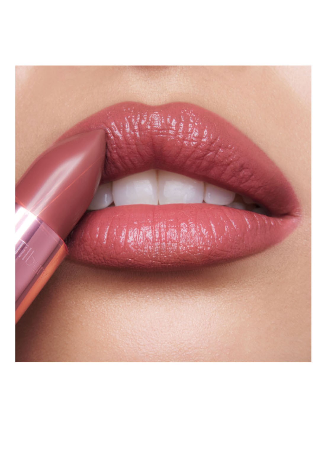 Charlotte Tilbury K.I.S.S.I.N.G lipstick - detail 5 90s pink