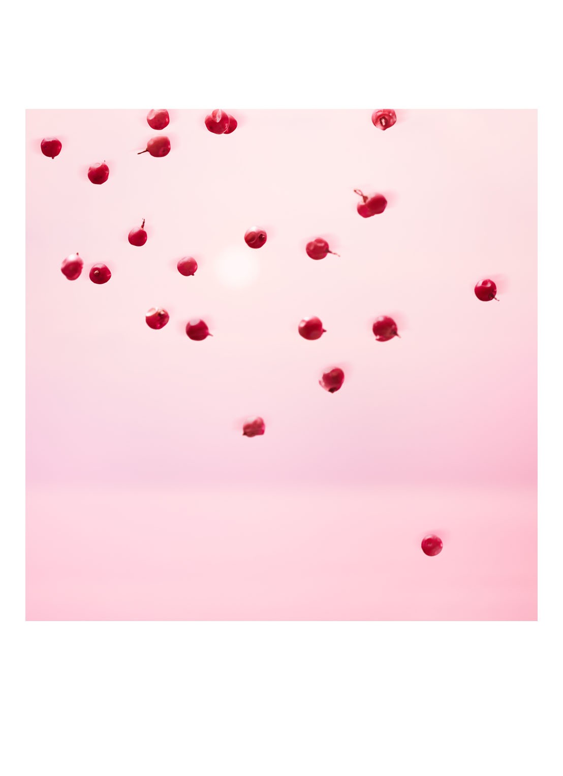 Charlotte Tilbury Love Frequency Eau de Parfum  - travelsize - detail 3 undefined