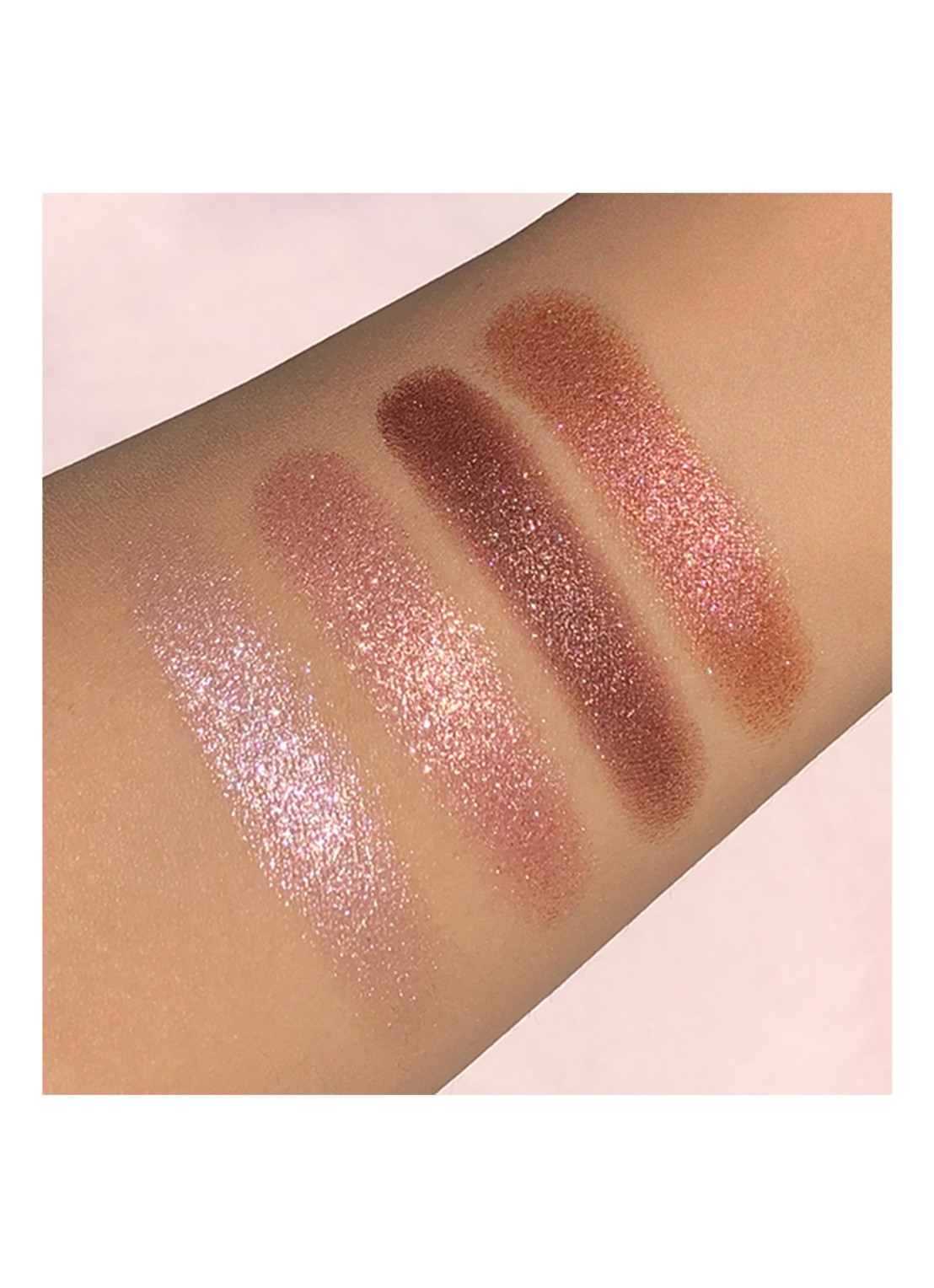 Charlotte Tilbury Luxury Palette Of Pops - oogschaduw palette - detail 5 pillow talk