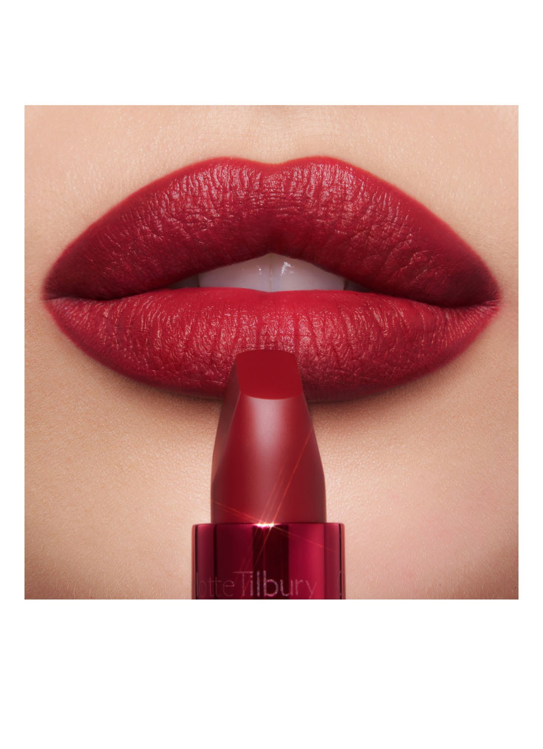 Charlotte Tilbury Matte Revolution - lipstick - detail 5 cinematic red