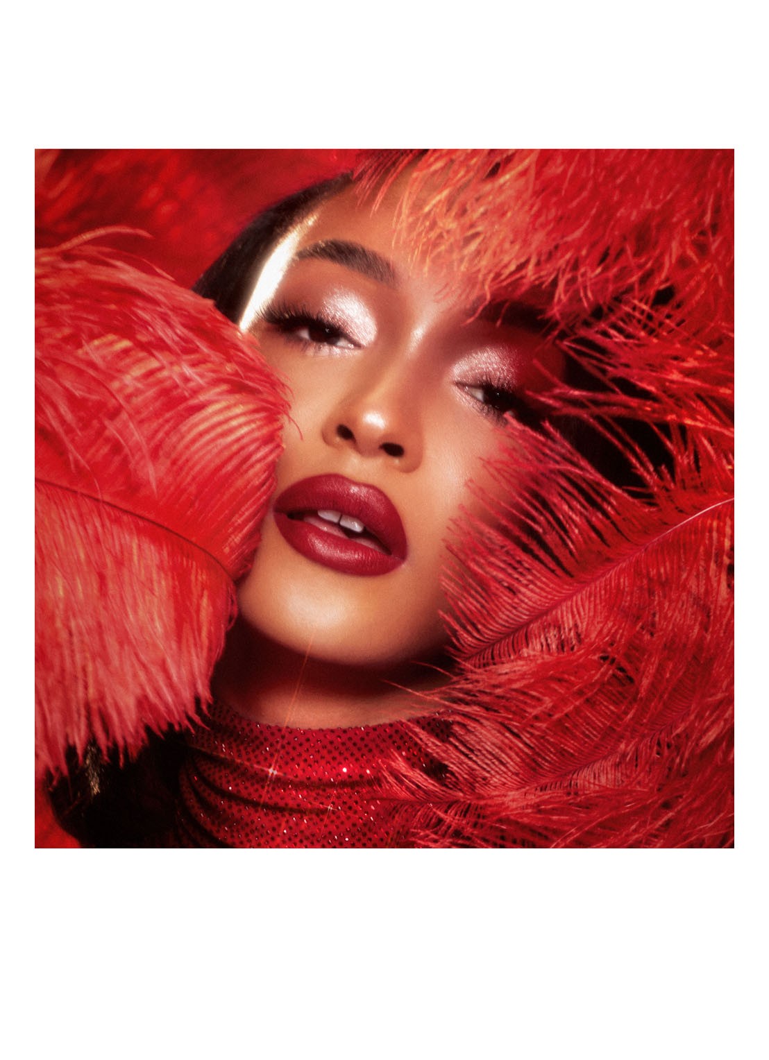 Charlotte Tilbury Matte Revolution - lipstick - detail 7 cinematic red