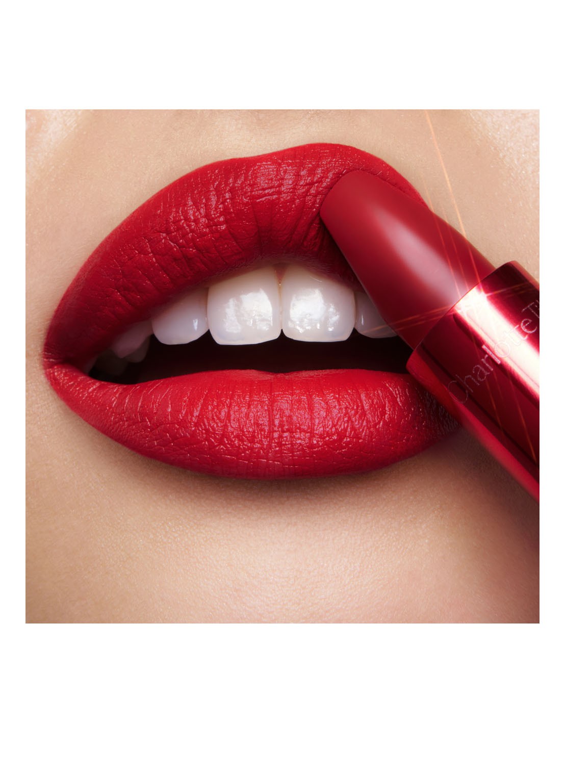 Charlotte Tilbury Matte Revolution - lipstick - detail 5 pizzazz