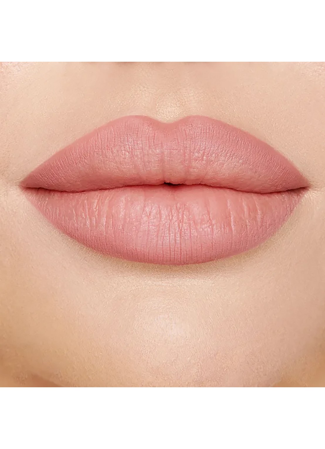 Charlotte Tilbury Matte Revolution - lipstick - detail 4 pillow talk