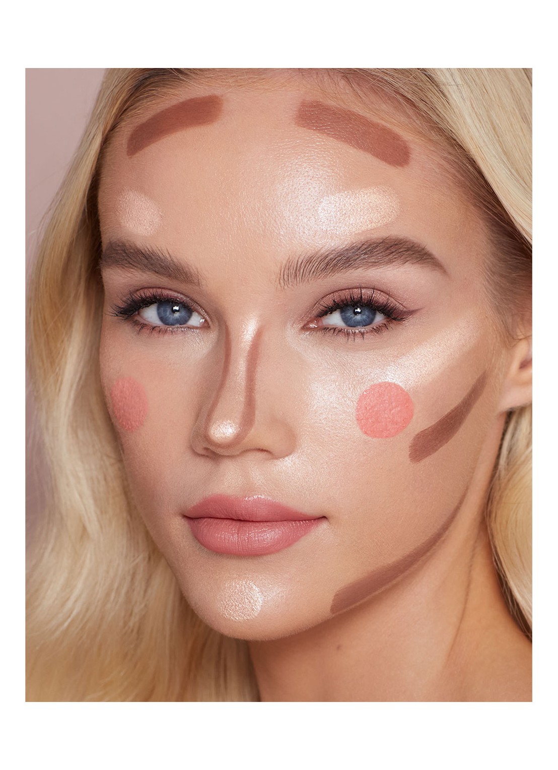 Charlotte Tilbury Pillow Talk Matte Beauty Blush Wand - vloeibare blush - detail 4 pink pop