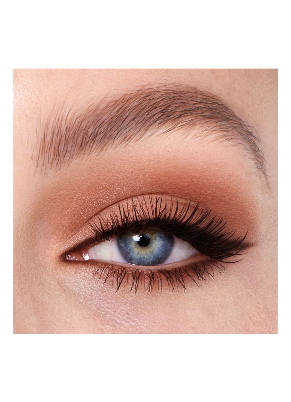 Charlotte Tilbury Super Nudes Easy Eye Palette - detail 4 nude