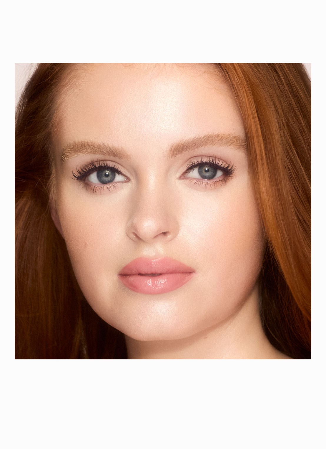 Charlotte Tilbury Unreal Skin Sheer Glow Tint - hydraterende foundation stick - detail 4 1.5 fair