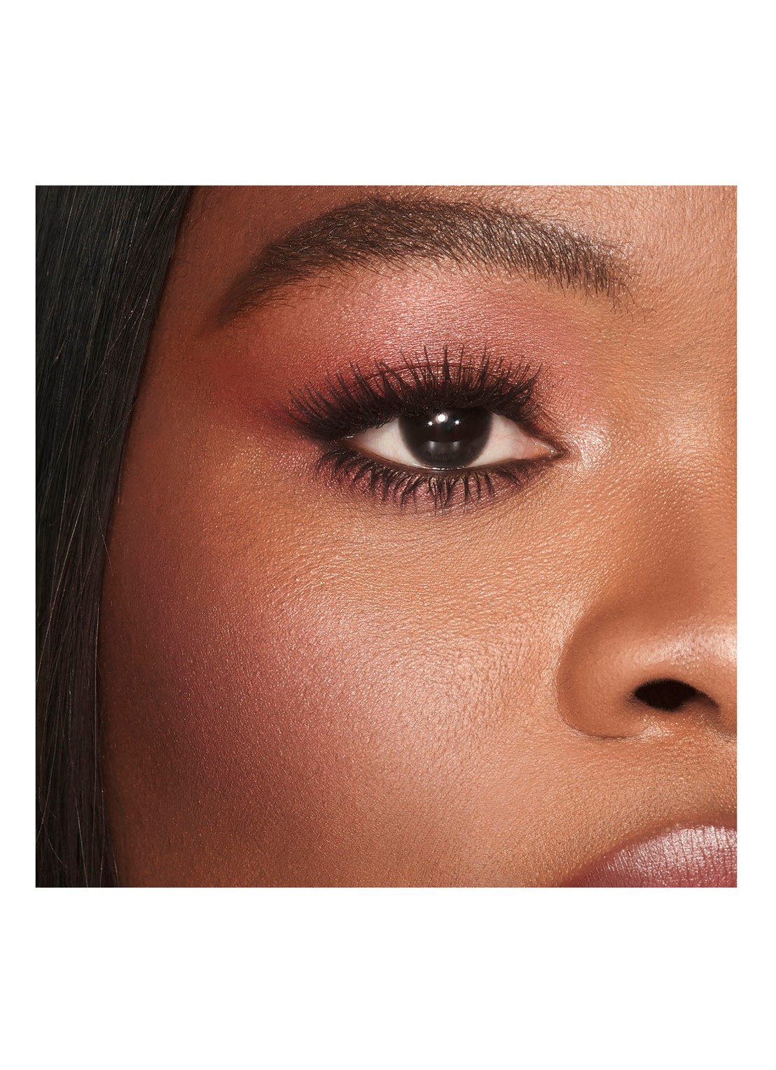 Charlotte Tilbury Walk of No Shame Cheek to Chic - blush - detail 5 walk of no shame