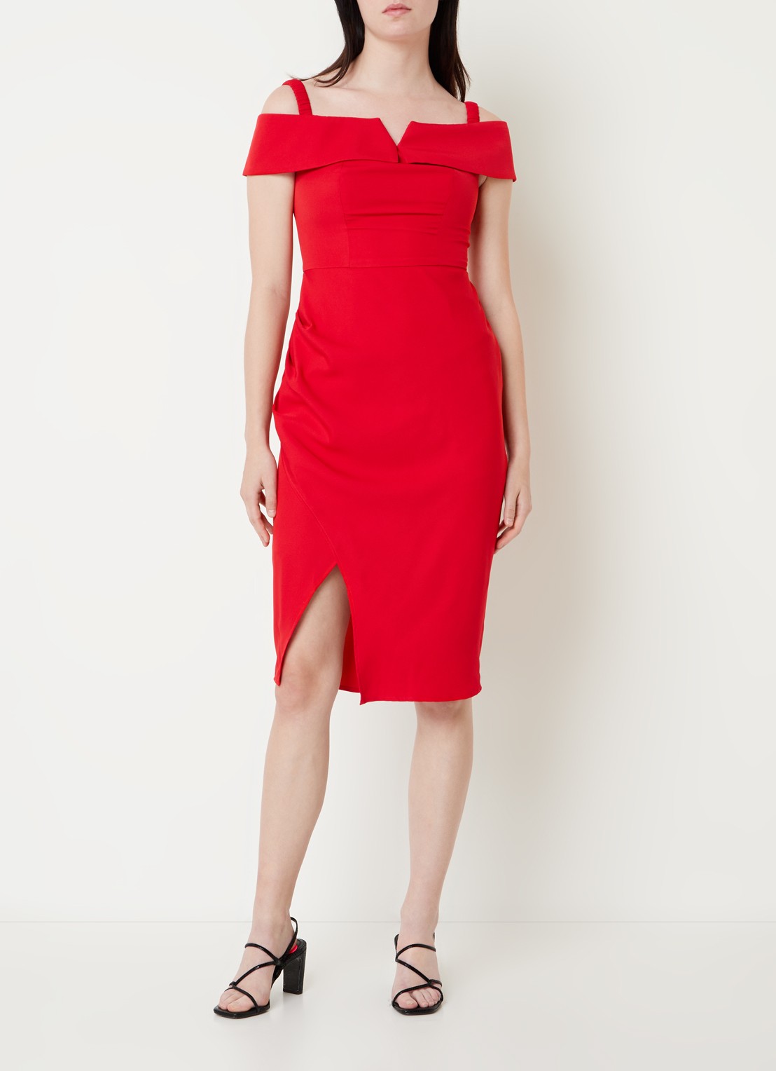 Chi Chi London Bardot off shoulder midi jurk met plooidetail en split - detail 2 rood