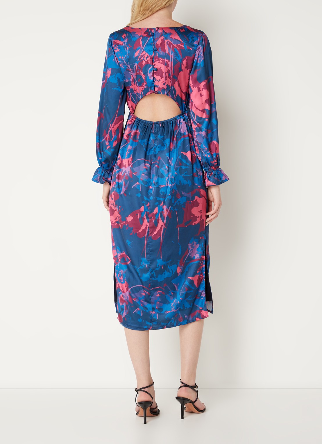 Chi Chi London Midi jurk met bloemenprint en split  - voorkant 5 kobaltblauw