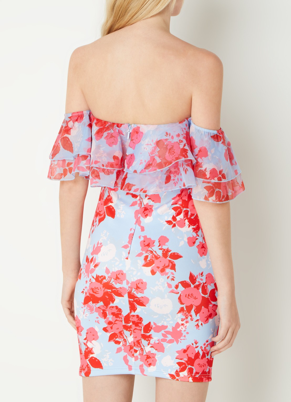 Chi Chi London Mini jurk met volant en bloemenprint - achterkant lichtblauw