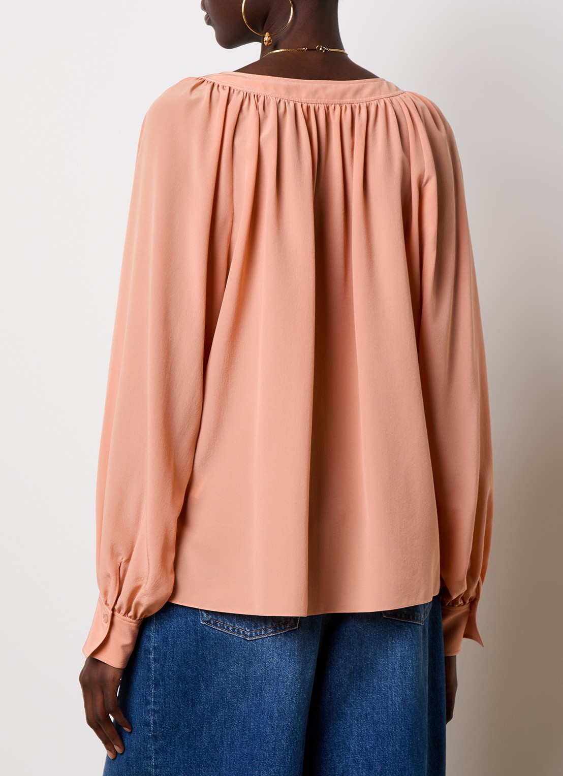 Chloé Blouse van zijde met ronde hals - achterkant oudroze