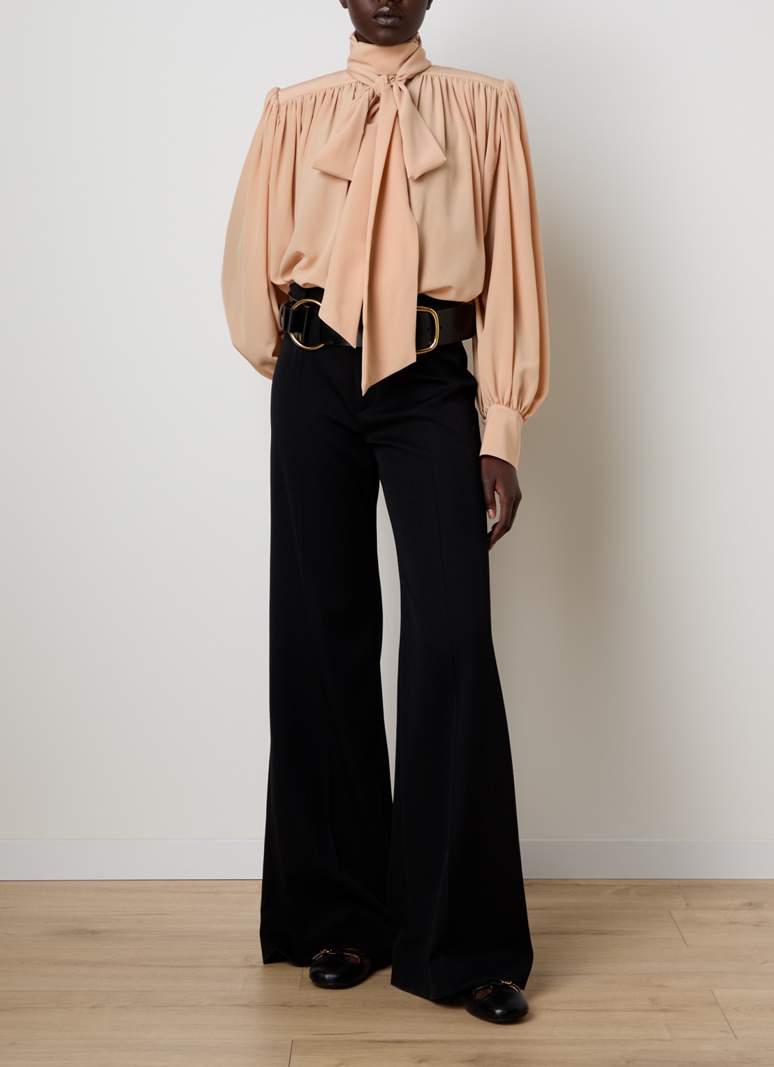 Chloé Blouse van zijde met sjaalkraag - voorkant 5 zalmroze
