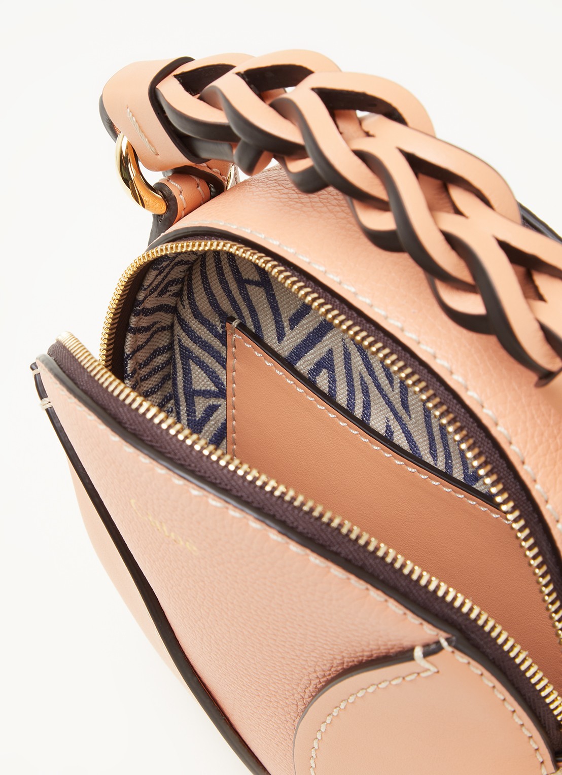 Chloé Daria Mini crossbodytas van kalfsleer - detail zalmroze