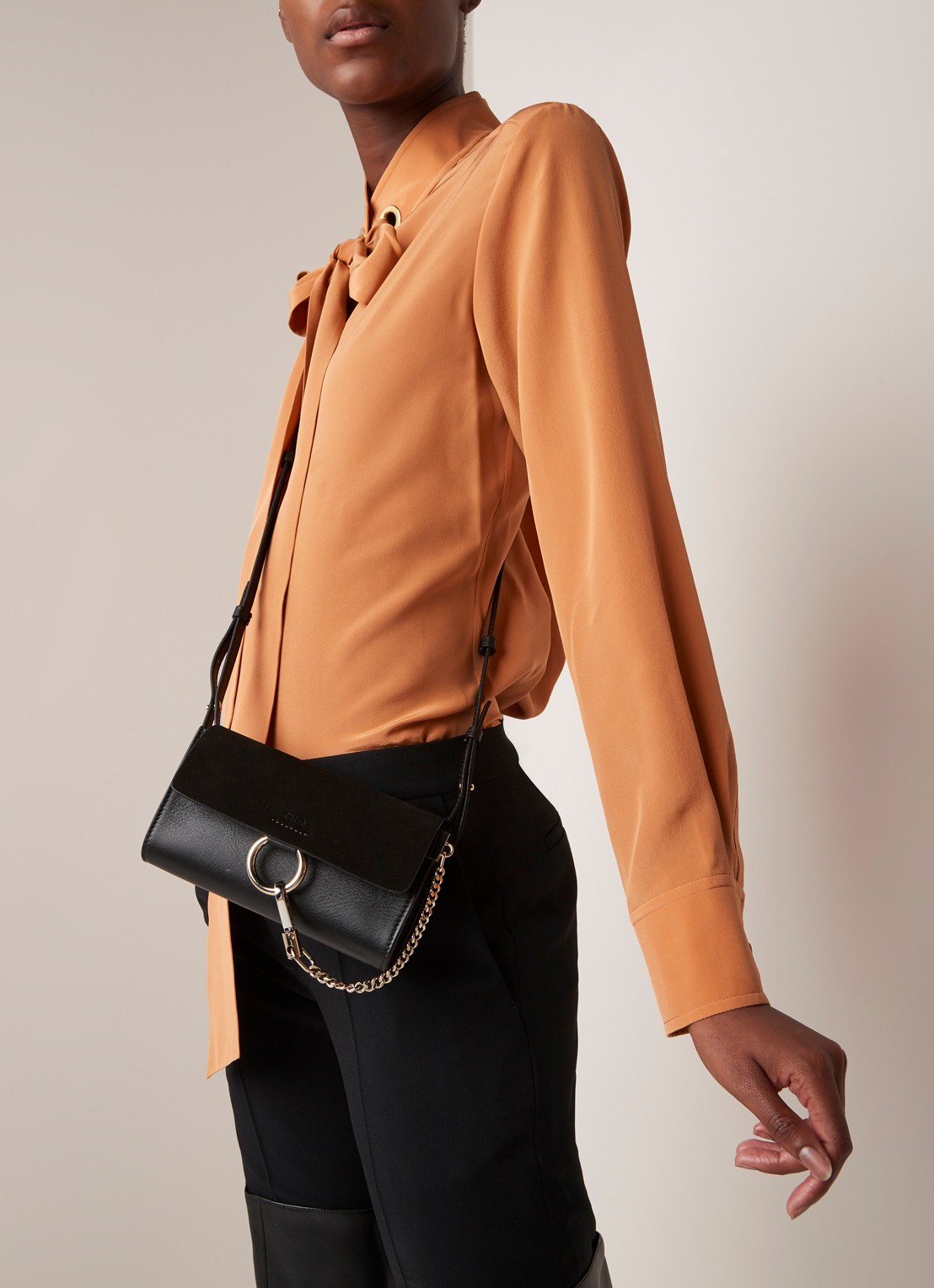 Chloé Faye clutch van kalfsleer en suède - voorkant 2 zwart