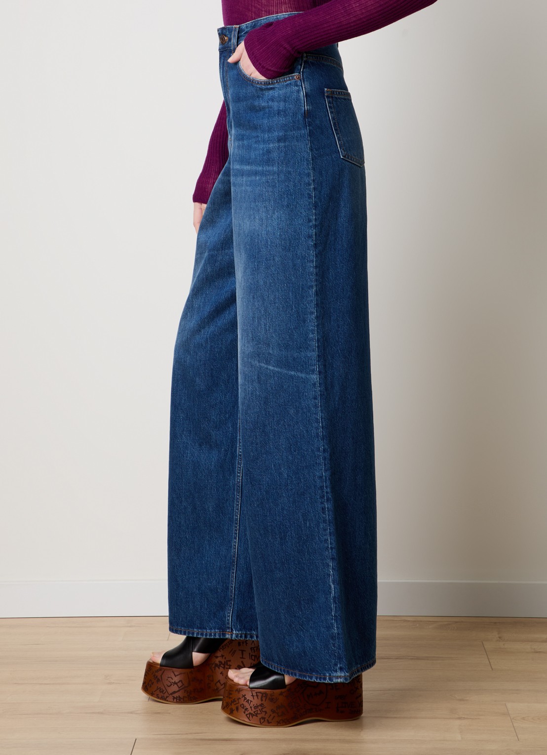 Chloé High waist wide leg jeans met medium wassing - detail 3 indigo