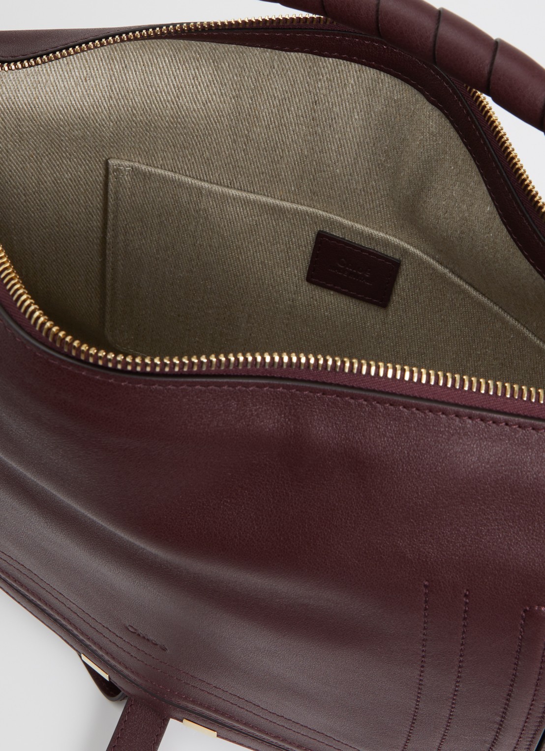 Chloé Marcie Medium schoudertas van kalfssuède  - detail 2 bordeauxrood