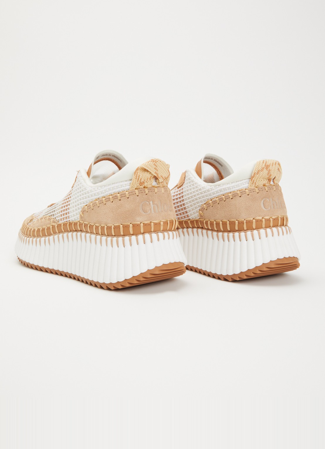 Chloé Nama sneaker van mesh met details van suède - achterkant 2 beige