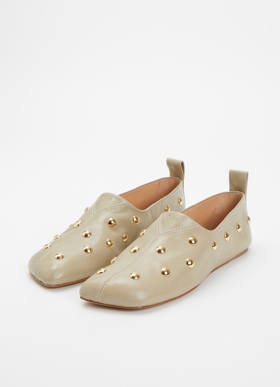 Chloé Rita slip-on van leer met studs - detail 3 lindegroen