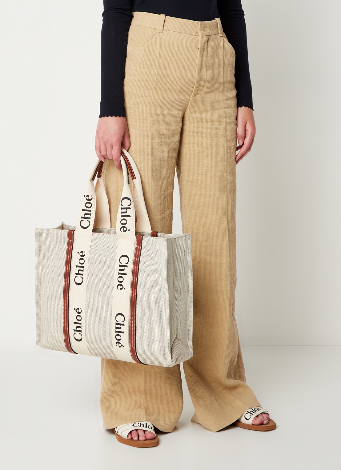 Chloé Woody Large shopper van canvas met kalfsleren details - voorkant 6 beige