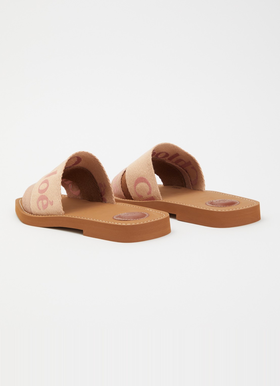 Chloé Woody slipper met logo - achterkant 5 camel