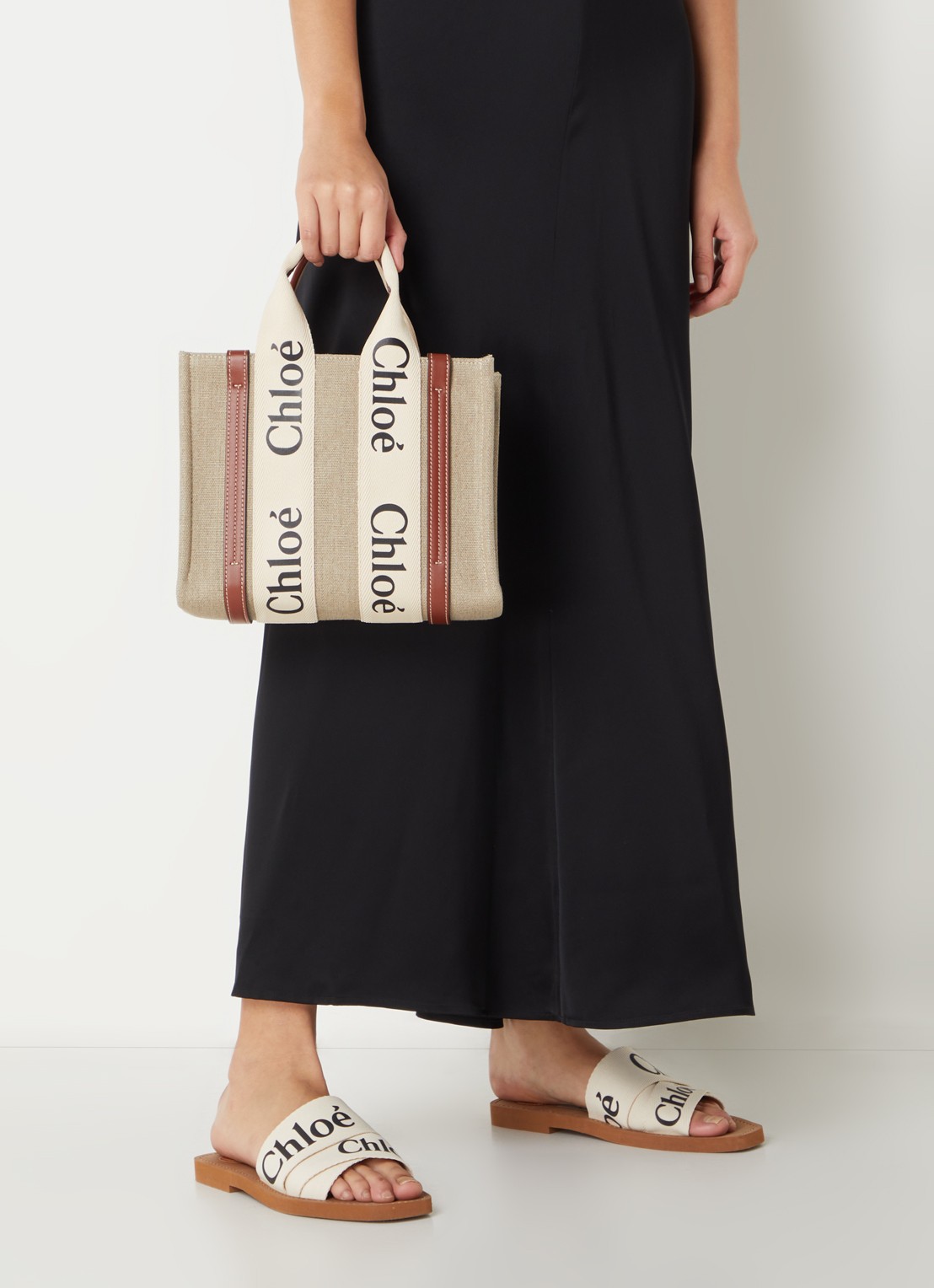Chloé Woody Small handtas van linnen met kalfsleren details - voorkant 7 camel