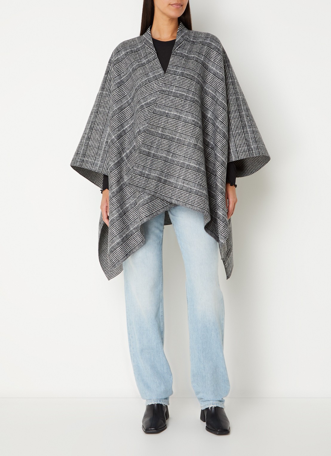 Cinque Cimaike cape in wolblend met ruitdessin - voorkant 3 zwart