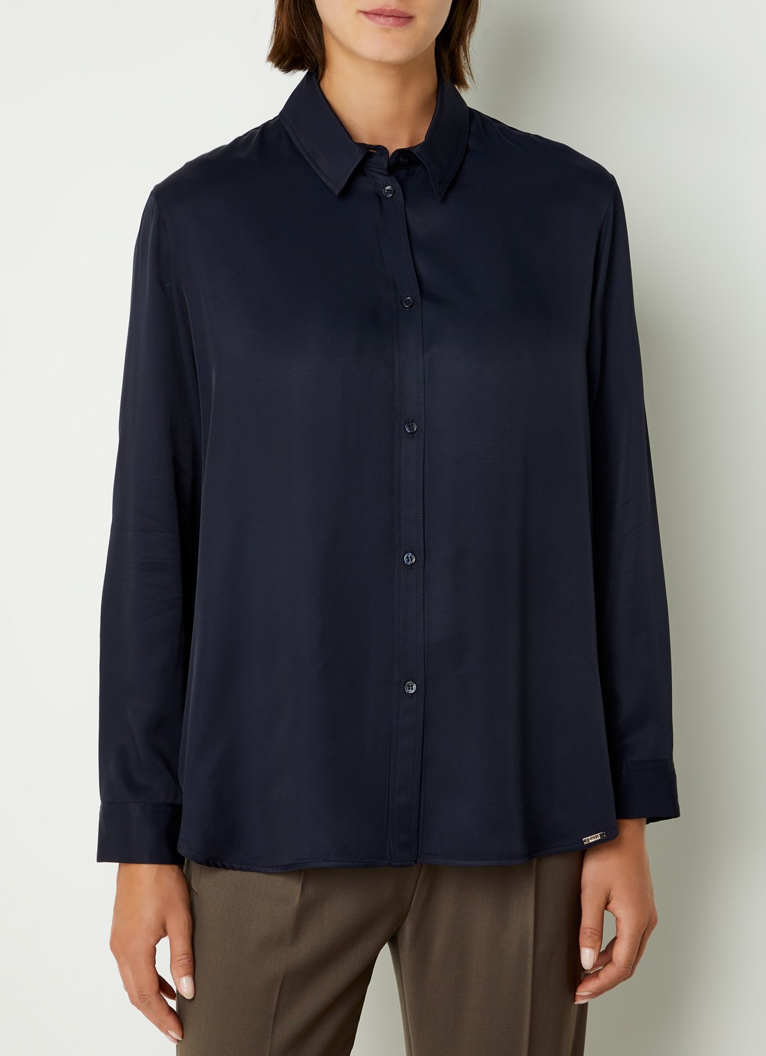 Cinque Ciparis blouse van satijn  - detail donkerblauw