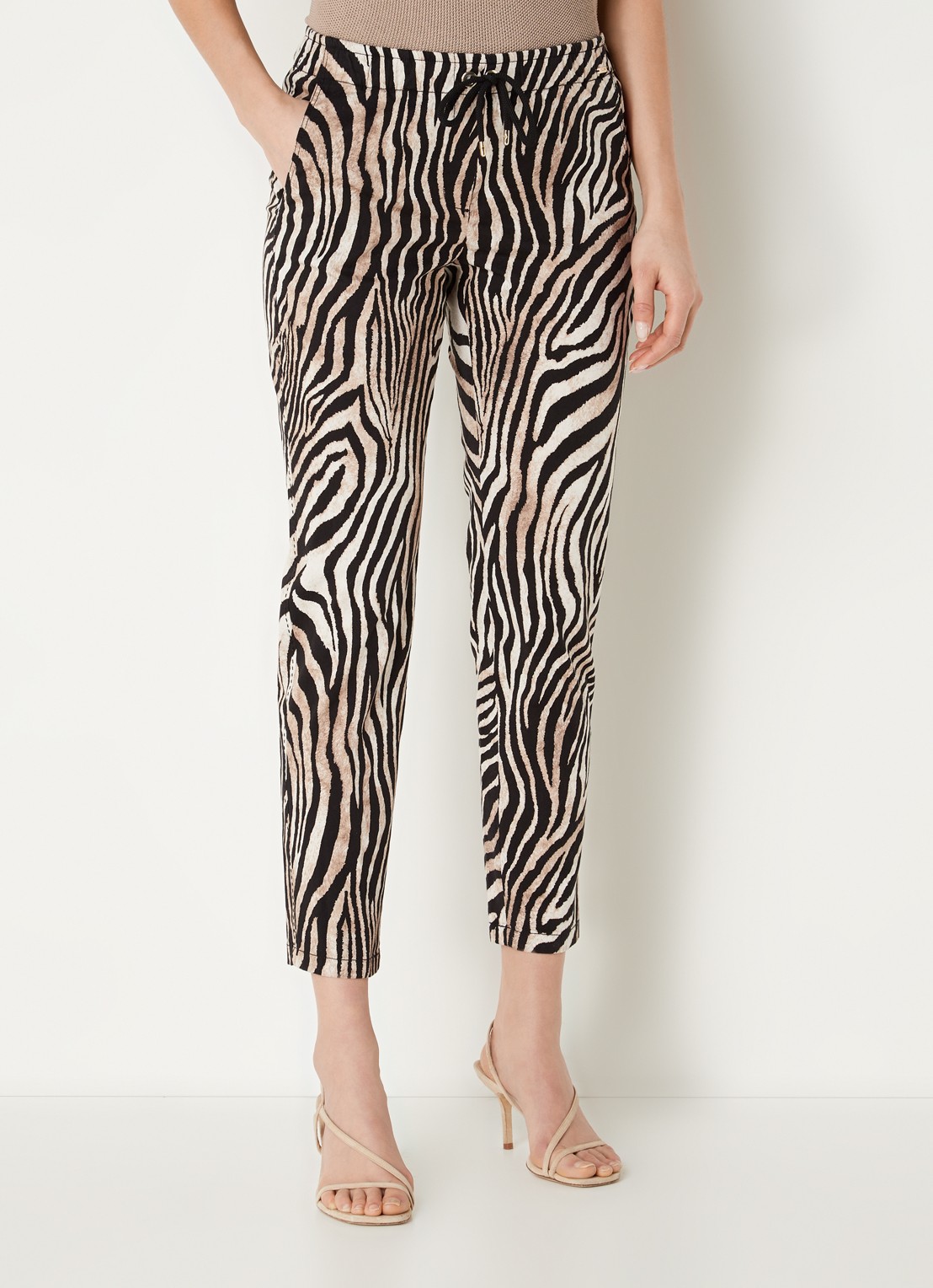CINQUE Cisofa mid waist cropped tapered fit broek met zebraprint  - detail 3 bruin