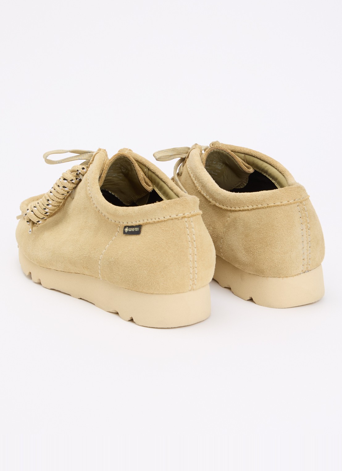 Clarks Originals Wallabee Gore-Tex veterschoen van suède  - achterkant 5 khaki