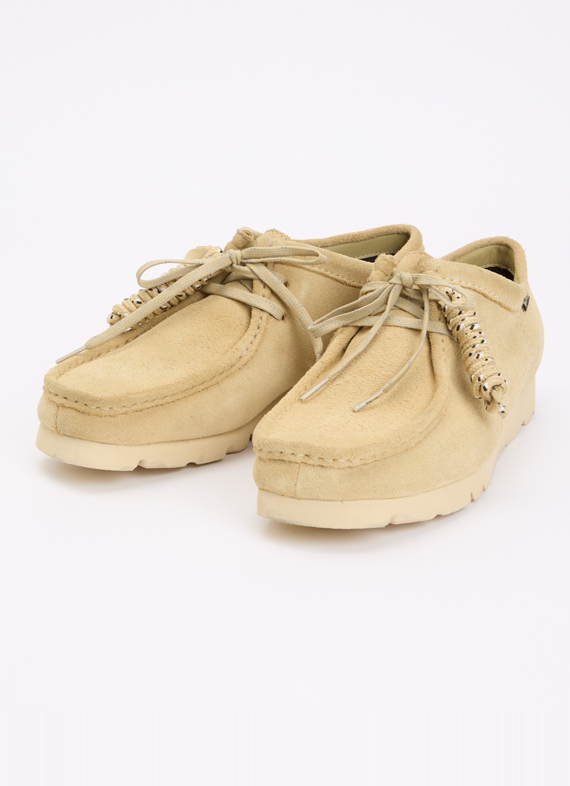 Clarks Originals Wallabee Gore-Tex veterschoen van suède  - detail 2 khaki