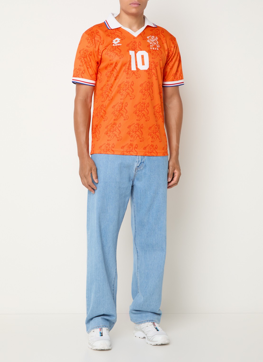 Classic Football Shirts 1994 Netherlands Bergkamp - voorkant 4 orange
