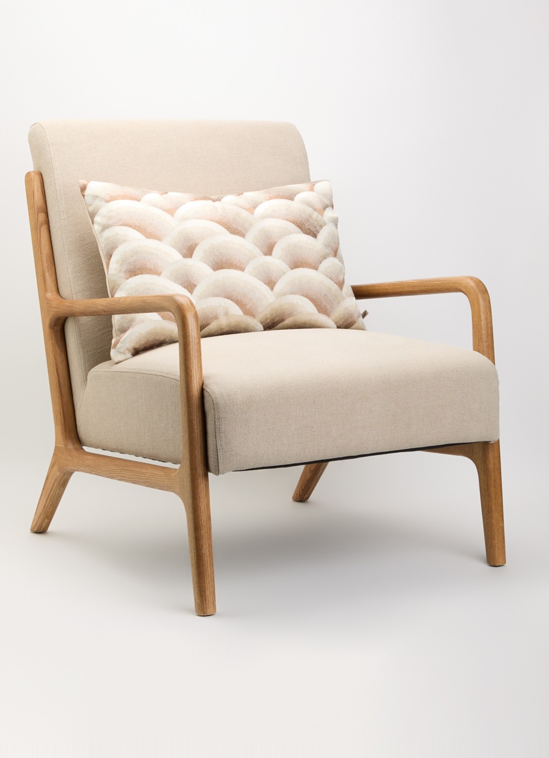 Claudi Arco sierkussen 40 x 60 cm  - voorkant 4 goud