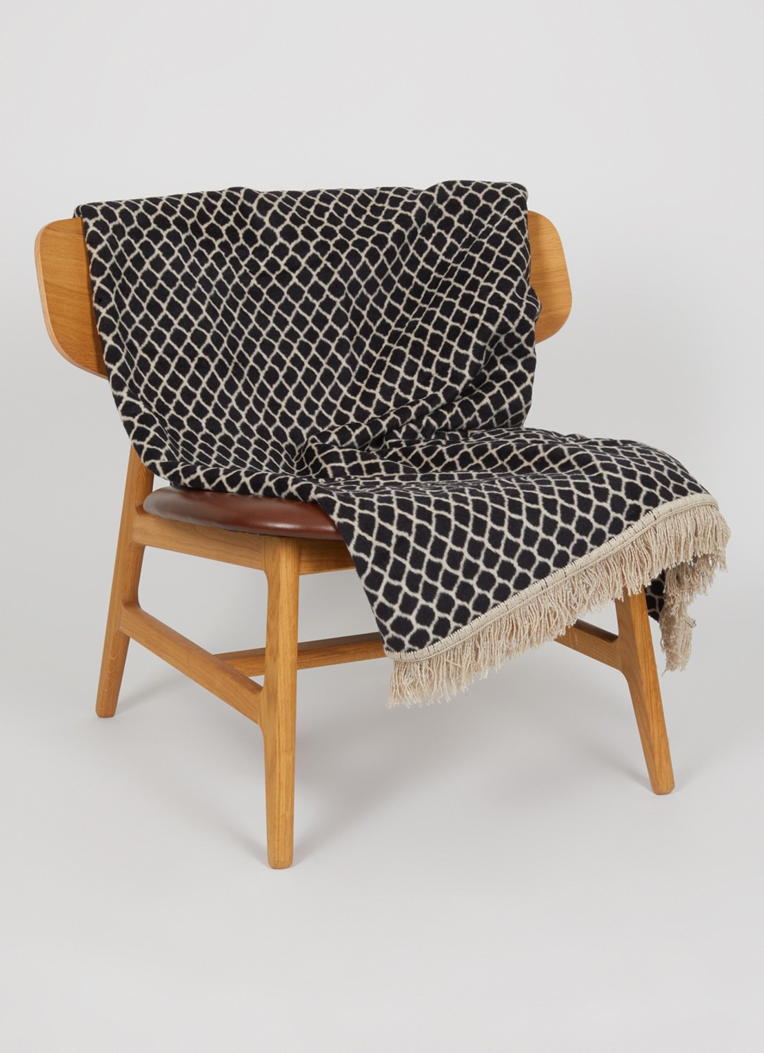 Claudi Colly plaid 150 x 200 cm - voorkant 2 zwart