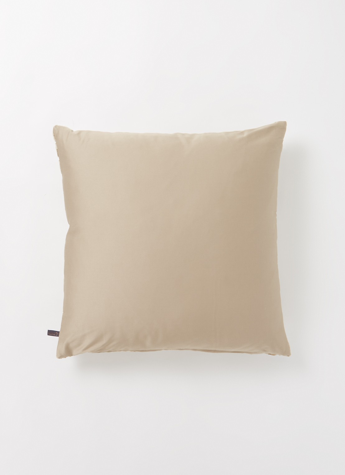 Claudi  Frior sierkussen 45 x 45 cm - voorkant 3 donkerbeige
