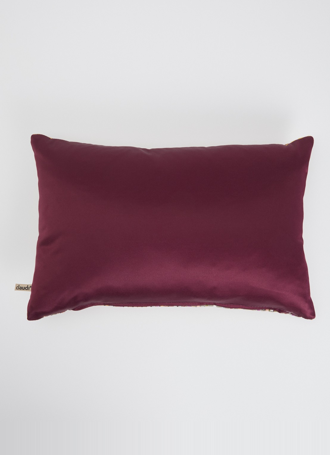 Claudi Leilah Exclusive sierkussen 30 x 45 cm  - detail 3 paars